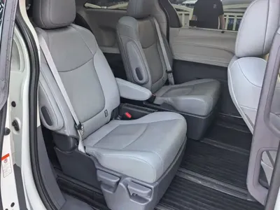 Toyota Granvia