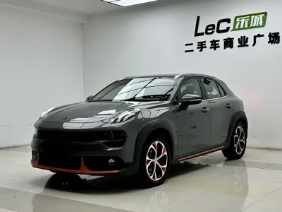 Lynk & Co 02