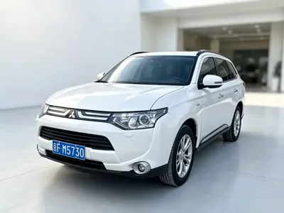 Mitsubishi Outlander (Import)