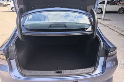 Nissan N6