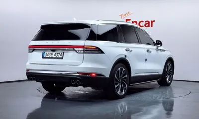 Lincoln Aviator