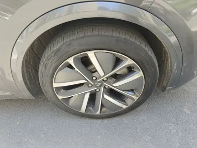Li Auto L9