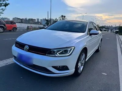 Volkswagen Lamando