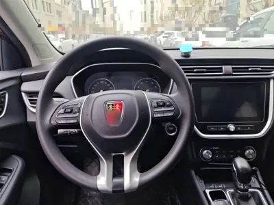 Roewe RX3