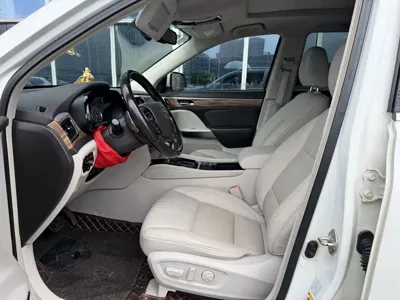 GAC Motor Trumpchi GS8