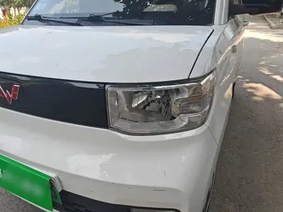 Wuling MINIEV