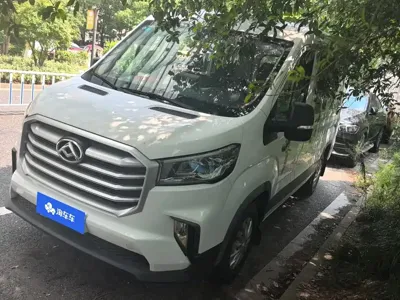 Maxus V90