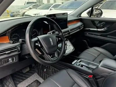 Lincoln Corsair