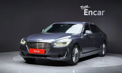 Genesis EQ900