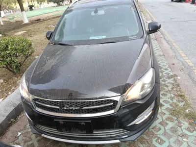 Zotye Domy X5
