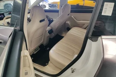 Hima Luxeed R7