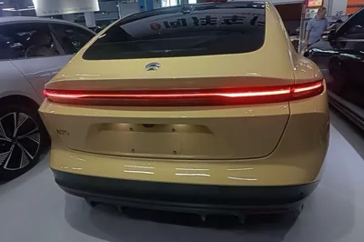 Nio ET5