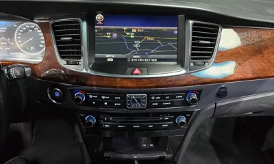 Hyundai Equus