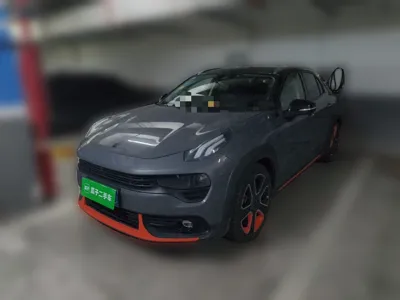 Lynk & Co 02