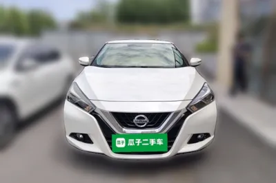 Nissan Lannia