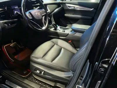 Cadillac XT6