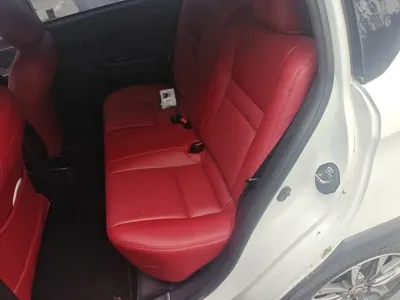 Toyota Yaris L