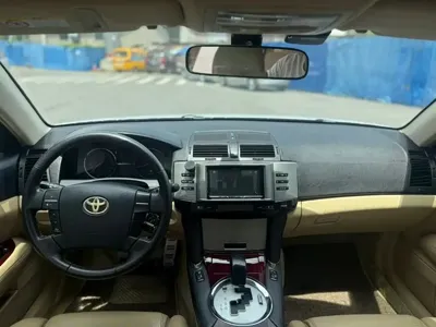 Toyota Reiz