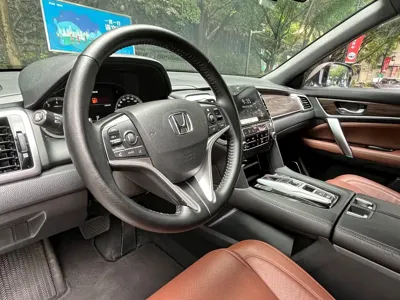 Honda UR-V