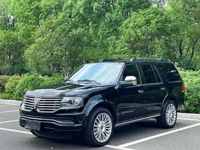 Lincoln Navigator
