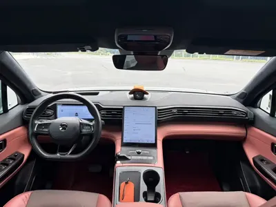 Nio EC6