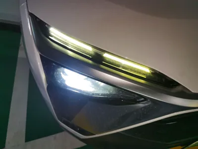 Nio ES8