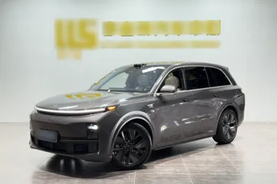 Li Auto L8