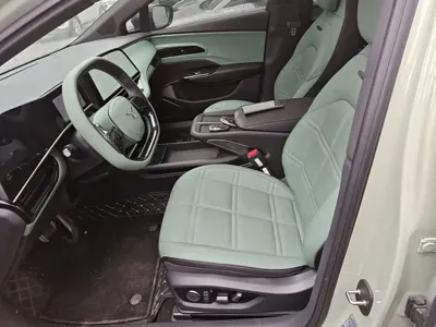 Hongqi Hongqi EH7