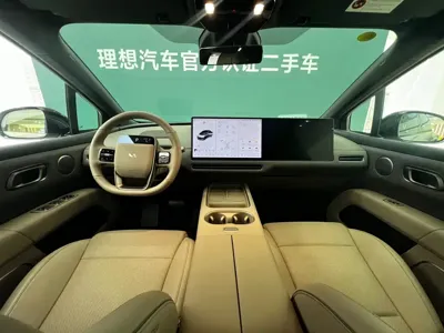 Li Auto 理想i6