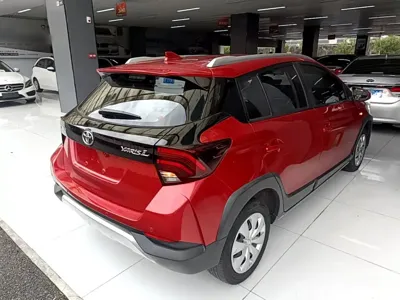 Toyota Yaris L