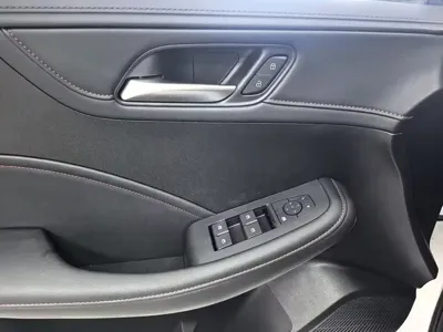 Roewe i5