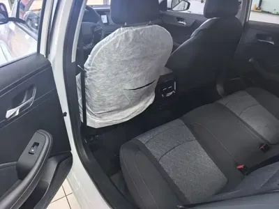 Roewe i5