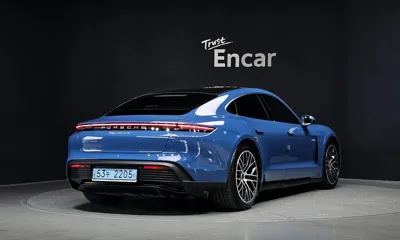 Porsche Taycan