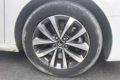 Citroen C6