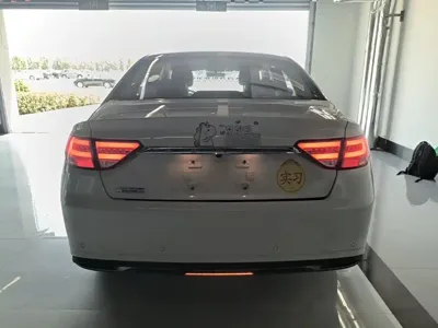 Geely Emgrand GL