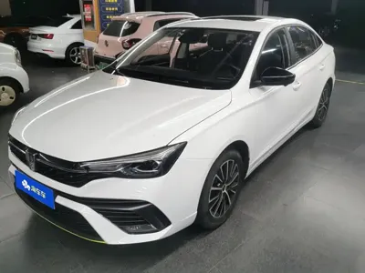 Roewe i5