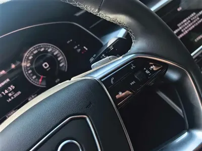 Audi A7L