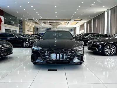 Audi A7L