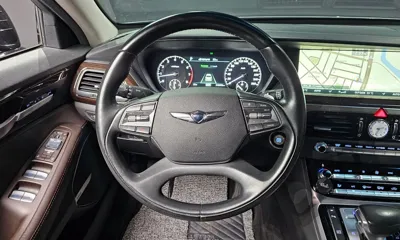 Genesis EQ900