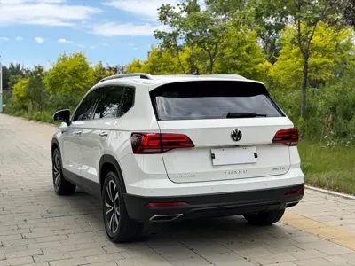 Volkswagen Tharu