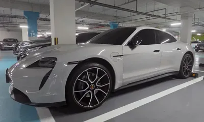 Porsche Taycan