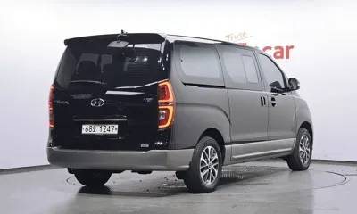 Hyundai Starex