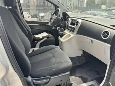 JAC Refine Refine M3