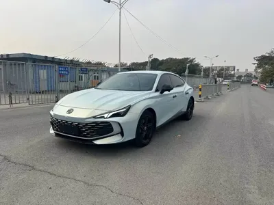 MG MG7