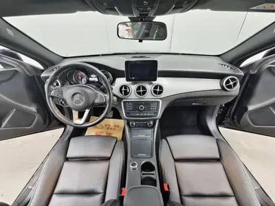 Mercedes-Benz CLA (Import)
