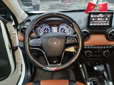 BAIC Senova X35