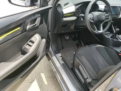 Roewe i5