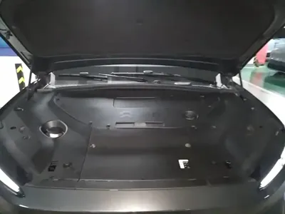 Nio ES8