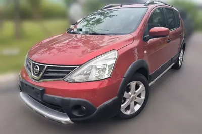 Nissan Livina