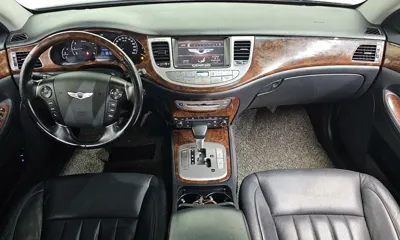 Hyundai Genesis